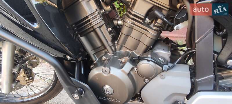 Мотоцикл Туризм Honda XL 650V Transalp 2006 в 