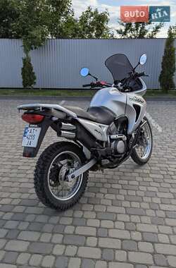 Мотоцикл Многоцелевой (All-round) Honda XL 650V Transalp 2001 в 
