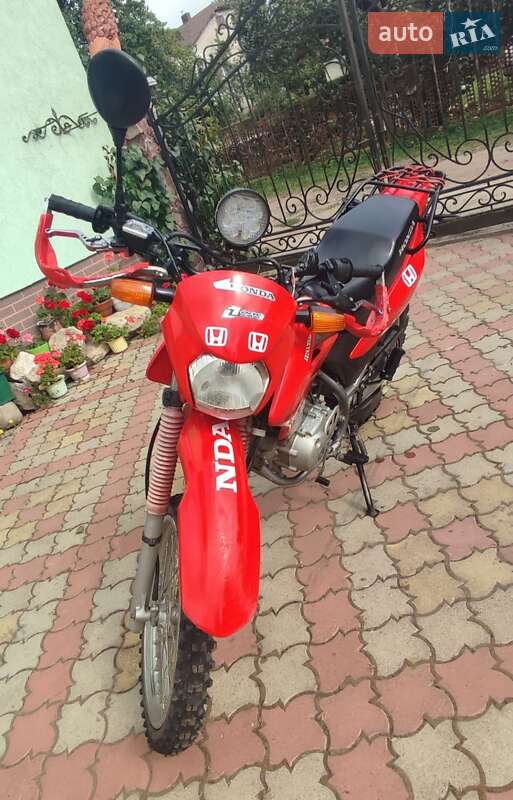 Мотоцикл Внедорожный (Enduro) Honda XR 125L 2014 в Яворове