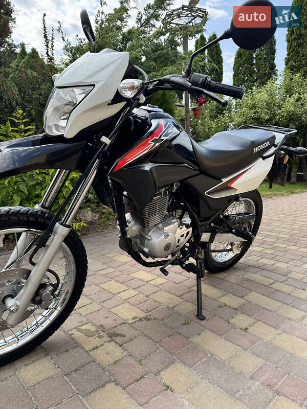 Мотоцикл Внедорожный (Enduro) Honda XR 150L 2018 в Хмельницком фото 5 Мотоцикл Внедорожный (Enduro) Honda XR 150L 2018 в Хмельницком