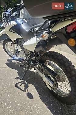 Мотоцикл Внедорожный (Enduro) Honda XR 150L 2014 в 