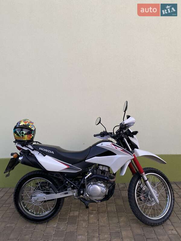 Мотоцикл Кросс Honda XR 150L 2015 в Киеве
