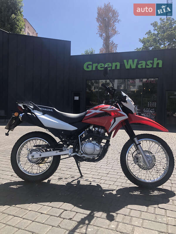 Honda XR 150L 2023