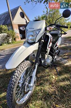 Мотоцикл Многоцелевой (All-round) Honda XR 150L 2015 в 