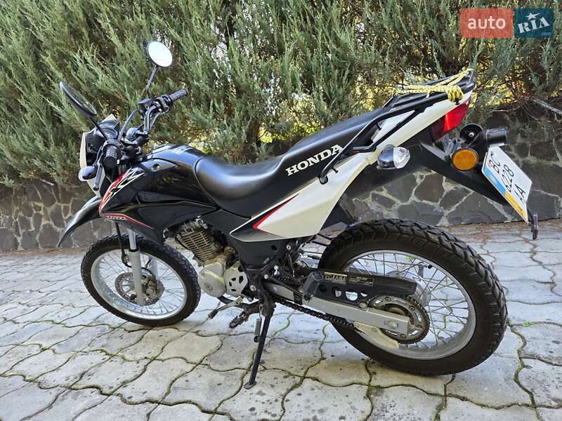 Мотоцикл Позашляховий (Enduro) Honda XR 150L 2014 в Львові