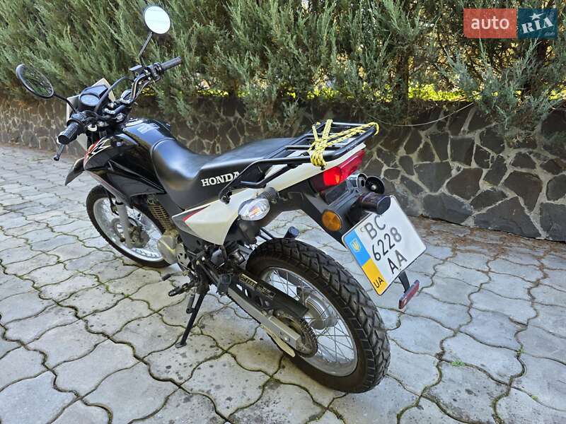 Мотоцикл Позашляховий (Enduro) Honda XR 150L 2014 в Львові