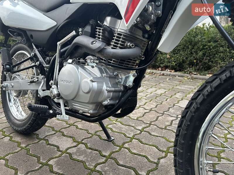 Мотоцикл Внедорожный (Enduro) Honda XR 150L 2022 в Киеве фото 8 Мотоцикл Внедорожный (Enduro) Honda XR 150L 2022 в Киеве