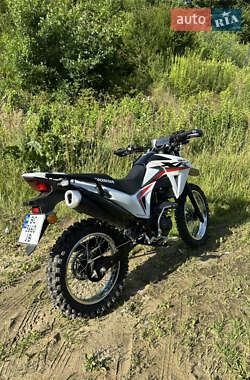 Мотоцикл Кросс Honda XR 190 L 2025 в 