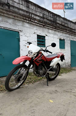 Мотоцикл Внедорожный (Enduro) Honda XR 230 2006 в Днепре