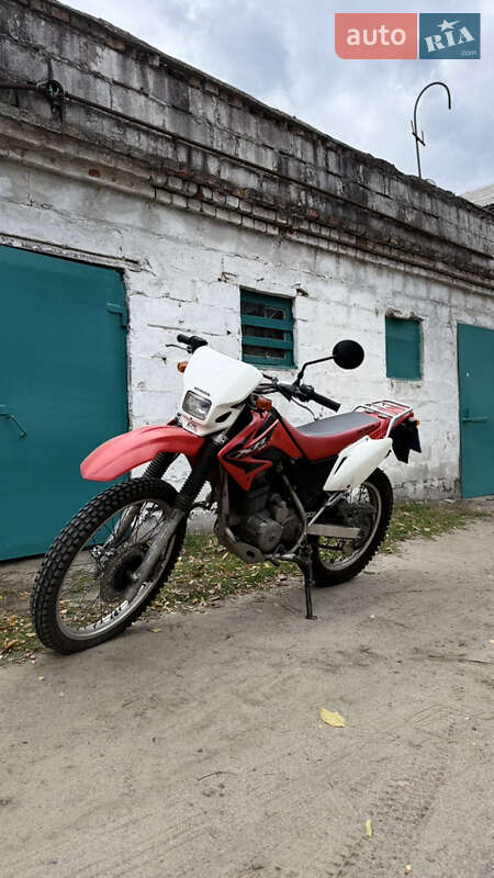 Мотоцикл Внедорожный (Enduro) Honda XR 230 2006 в Днепре