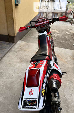 Мотоцикл Внедорожный (Enduro) Honda XR 250R 2004 в Верховине