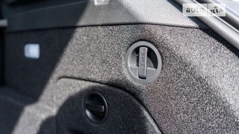 Внедорожник / Кроссовер Hongqi E-HS9 2022 в Львове