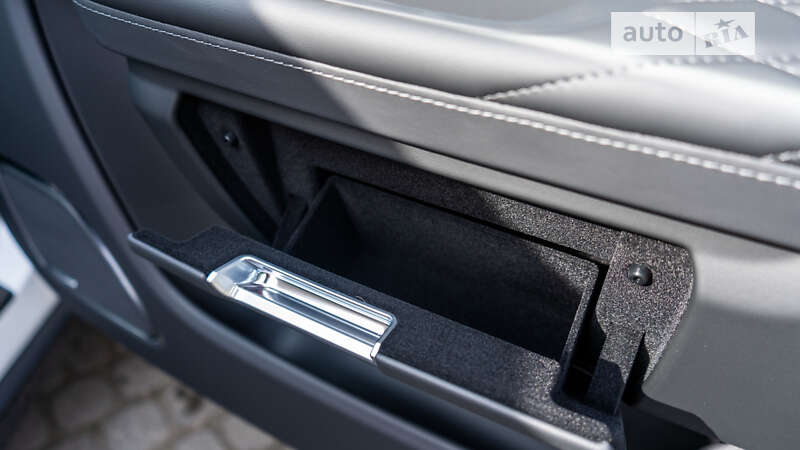 Внедорожник / Кроссовер Hongqi E-HS9 2022 в Львове