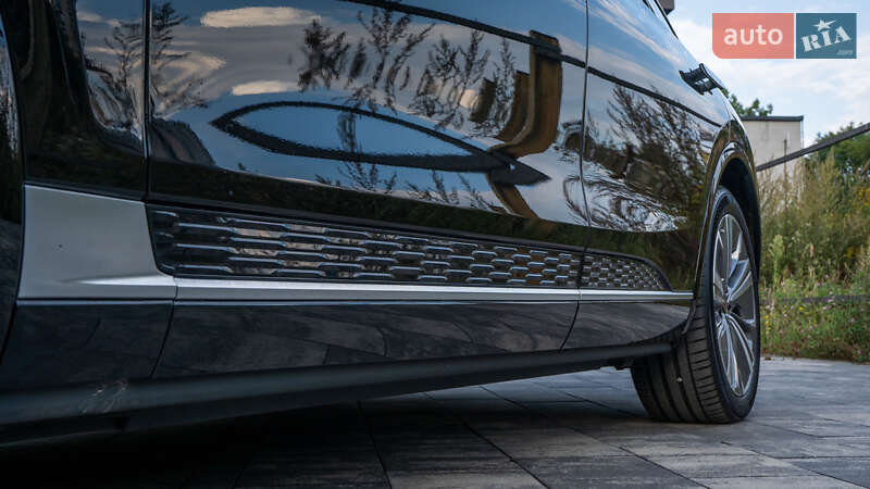 Внедорожник / Кроссовер Hongqi E-HS9 2022 в Львове