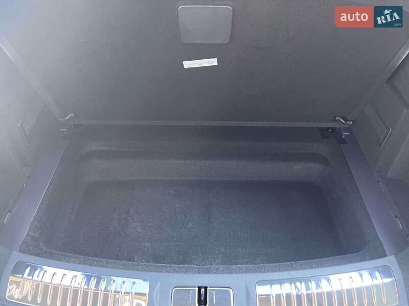 Внедорожник / Кроссовер Hongqi E-HS9 2022 в Львове