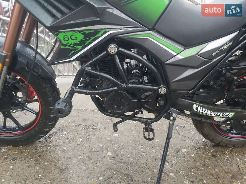 Мотоцикл Туризм Hornet Dakar 2021 в Тячеве