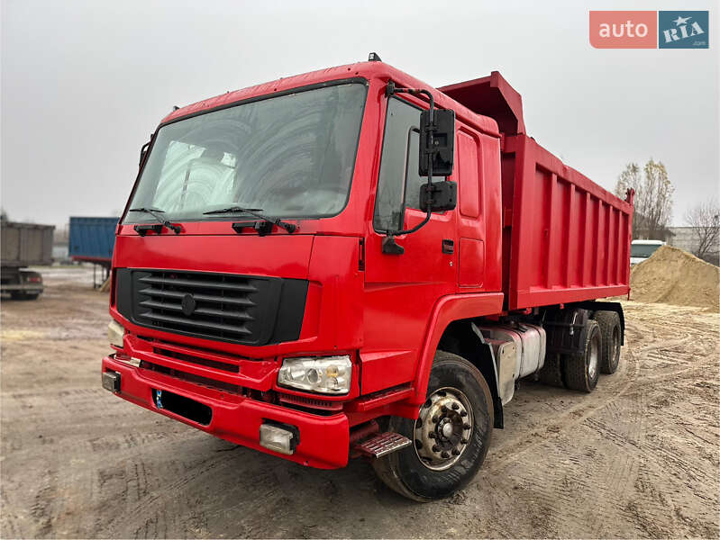 Самосвал Howo ZZ 2009 в Полтаве