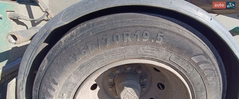 Контейнеровоз Hueffermann HSA 2000 в Ровно