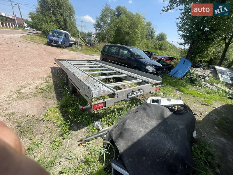 Лафет Humbaur Notos 2011 в Житомире