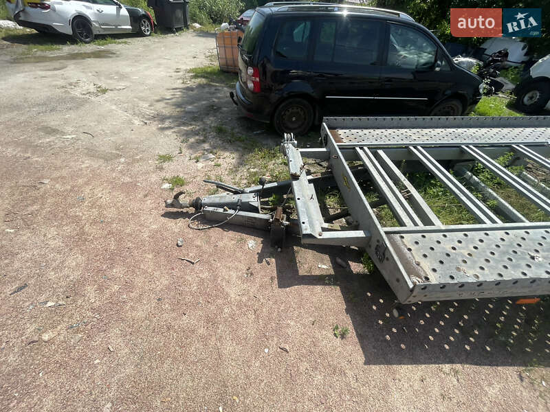 Лафет Humbaur Notos 2011 в Житомире