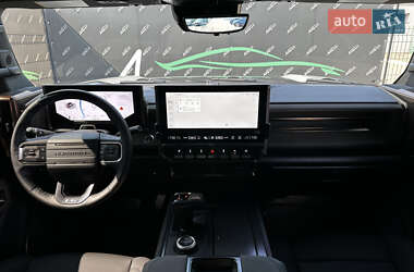 Внедорожник / Кроссовер Hummer EV SUV 2024 в 