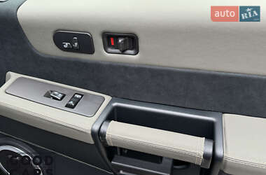 Внедорожник / Кроссовер Hummer H2 2003 в 