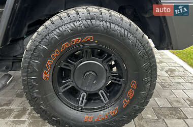 Внедорожник / Кроссовер Hummer H2 2003 в 