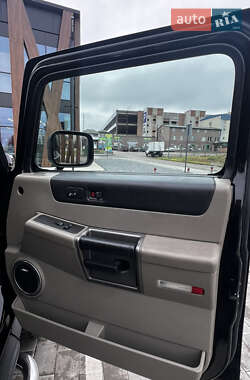 Внедорожник / Кроссовер Hummer H2 2003 в 