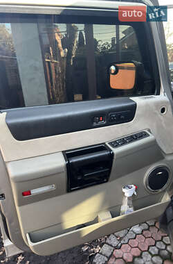 Внедорожник / Кроссовер Hummer H2 2003 в 