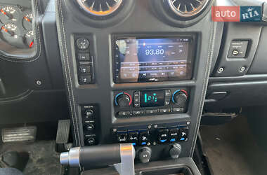 Внедорожник / Кроссовер Hummer H2 2003 в 