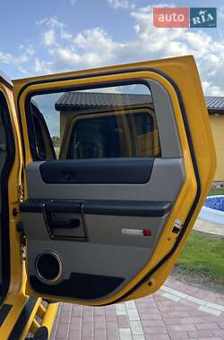 Внедорожник / Кроссовер Hummer H2 2003 в 