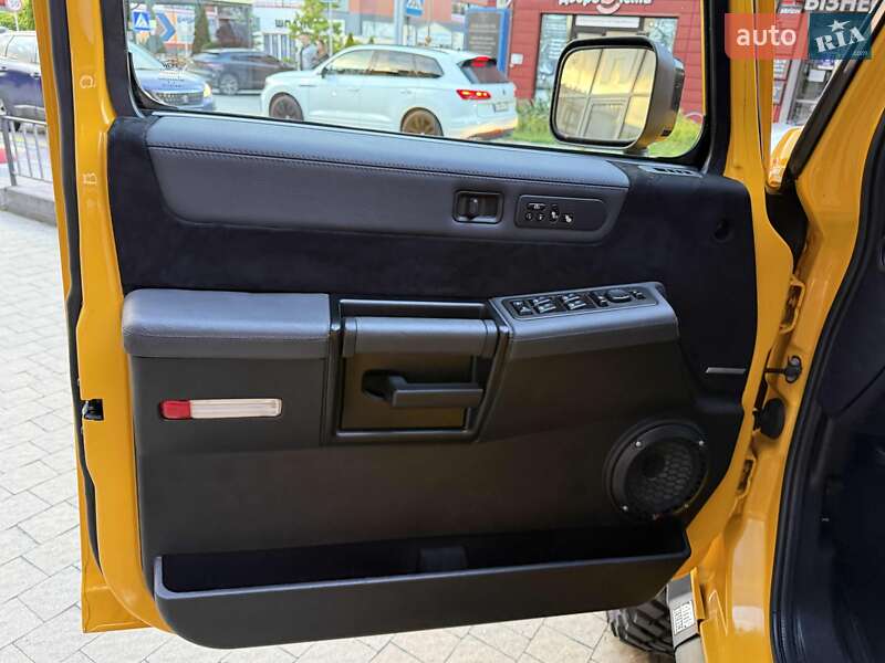 Внедорожник / Кроссовер Hummer H2 2002 в Львове фото 35 Внедорожник / Кроссовер Hummer H2 2002 в Львове