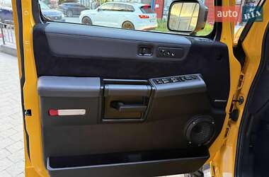 Позашляховик / Кросовер Hummer H2 2002 в 