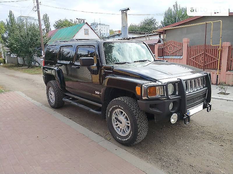 Hummer H3 2006 года