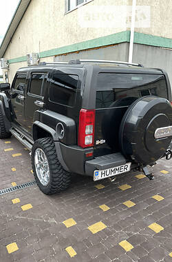 Универсал Hummer H3 2009 в Херсоне