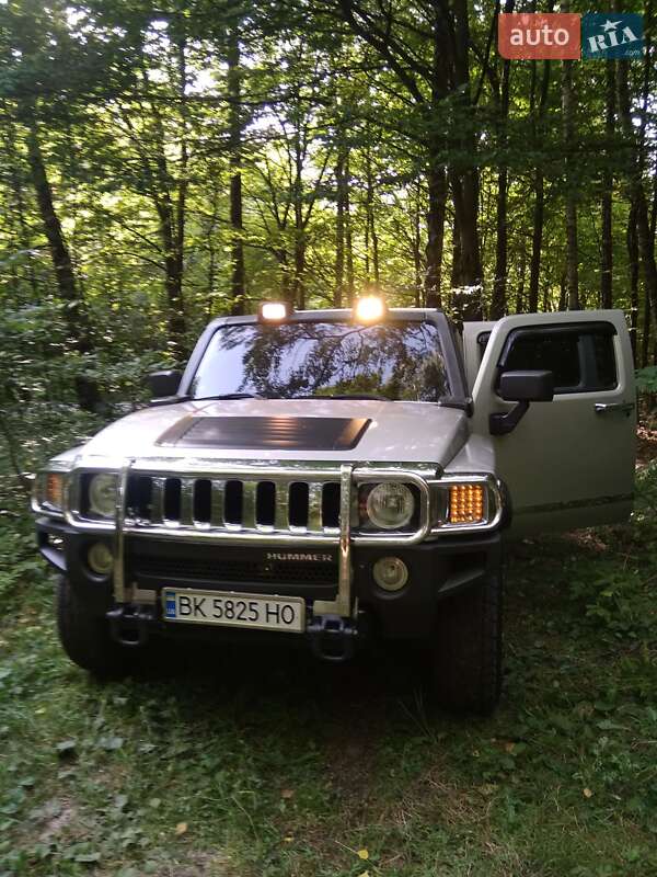 Внедорожник / Кроссовер Hummer H3 2006 в Ровно
