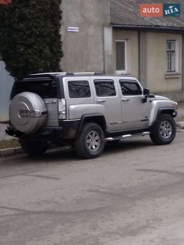 Внедорожник / Кроссовер Hummer H3 2006 в Ровно