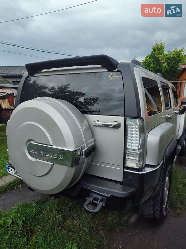 Внедорожник / Кроссовер Hummer H3 2006 в Ровно