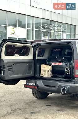 Внедорожник / Кроссовер Hummer H3 2008 в 