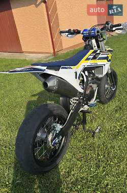 Мотоцикл Супермото (Motard) Husqvarna FS 2018 в 