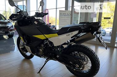 Мотоцикл Позашляховий (Enduro) Husqvarna Norden 901 2022 в Дніпрі