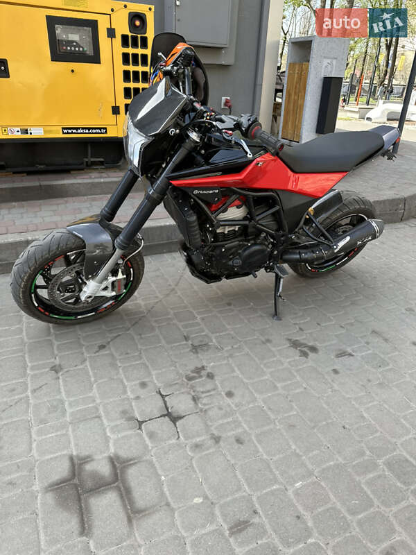 Мотоцикл Супермото (Motard) Husqvarna Nuda 900R 2013 в Ковеле фото 5 Мотоцикл Супермото (Motard) Husqvarna Nuda 900R 2013 в Ковеле