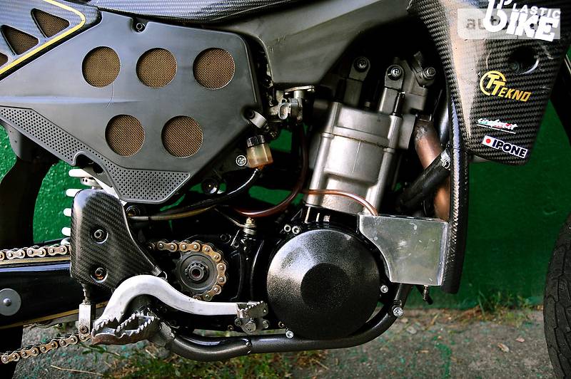 Мотоцикл Кросс Husqvarna SMR 2001 в Фастове фото 13 Мотоцикл Кросс Husqvarna SMR 2001 в Фастове