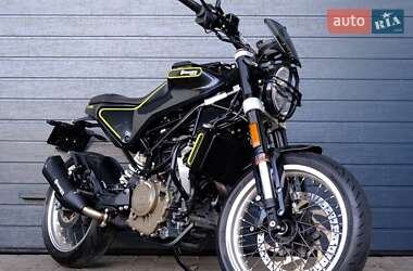 Мотоцикл Классік Husqvarna Svartpilen 401 2018 в Білій Церкві