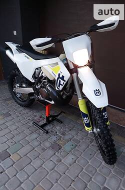 Мотоцикл Внедорожный (Enduro) Husqvarna TE 300 2020 в 