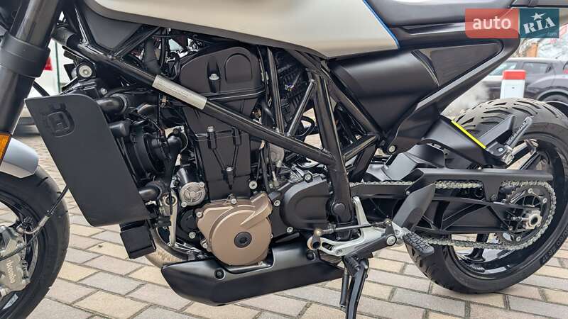 Мотоцикл Без обтекателей (Naked bike) Husqvarna Vitpilen 2019 в Киеве