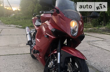 Спортбайк Hyosung GT 250R 2011 в Хмельницькому