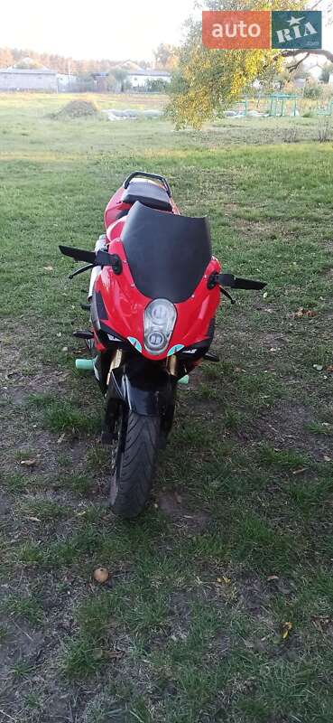 Спортбайк Hyosung GT 250R 2006 в 
