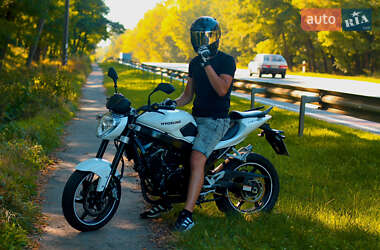 Мотоцикл Без обтекателей (Naked bike) Hyosung GT 250R 2011 в Каменском