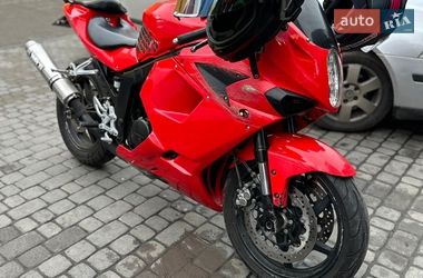 Спортбайк Hyosung GT 250R 2011 в Хмельницком